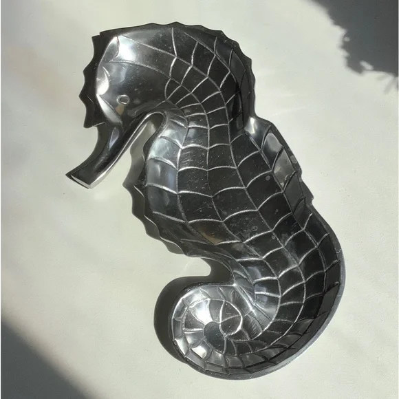 Silver Metal Seahorse Dish - Picture 2 of 2